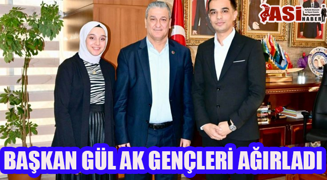 BAŞKAN GÜL AK GENÇLERİ AĞIRLADI